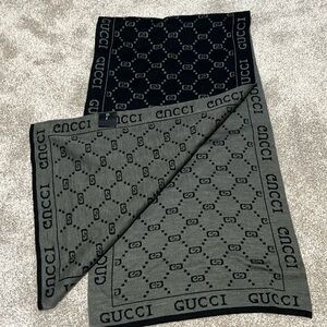 Gucci scarf